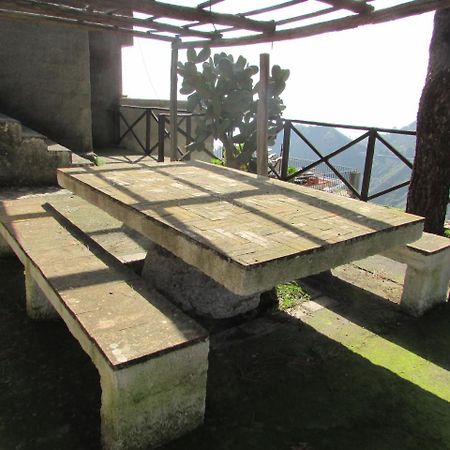 Maison d'hôtes Rifugio Dei Tre Pini à Castelmola Extérieur photo