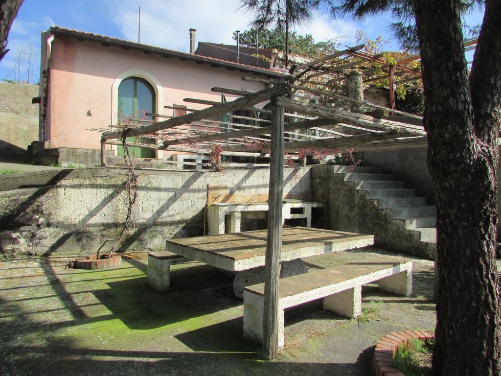 Maison d'hôtes Rifugio Dei Tre Pini à Castelmola Extérieur photo